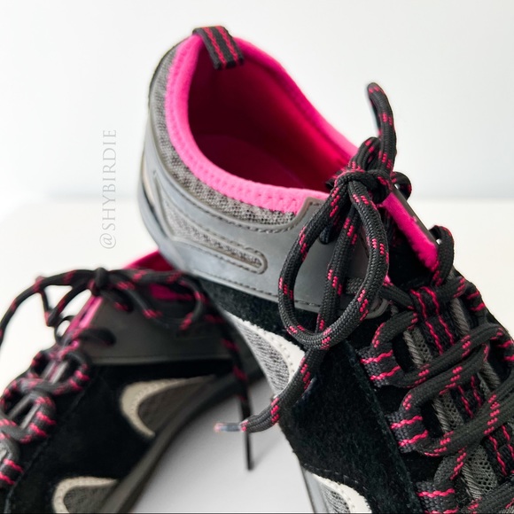 Lands End Trail Hiking Shoes, Wide, Black - Picture 2 of 12